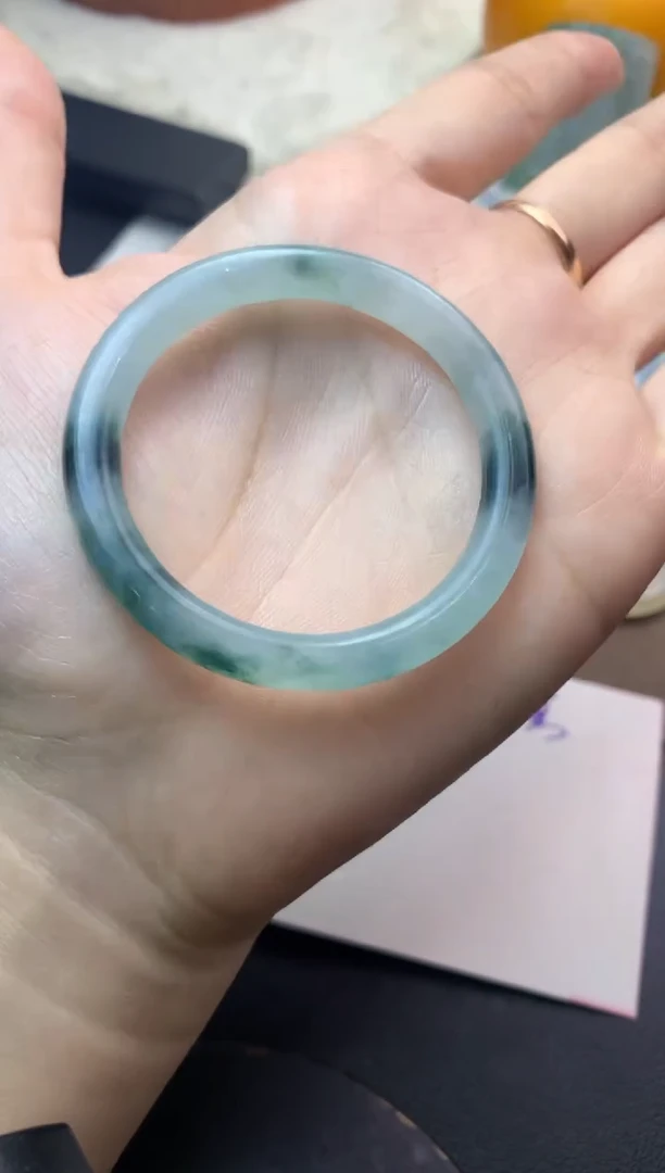 未镶嵌定制翡翠毛货