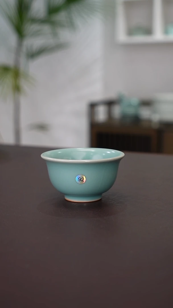92号压手杯微瑕福利  洁