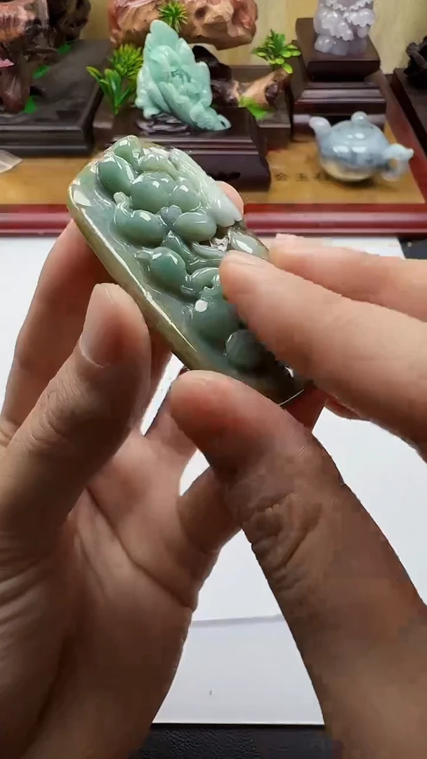 吊坠(不含链)未镶嵌翡翠1