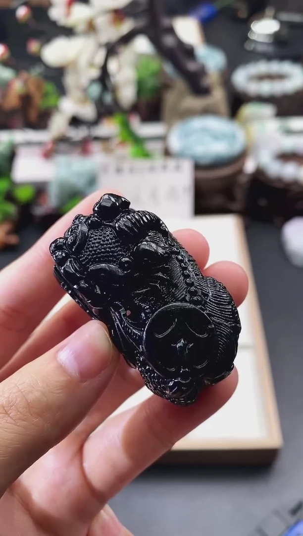翡翠未镶嵌颈饰天然缅甸A货翡翠随机发一件