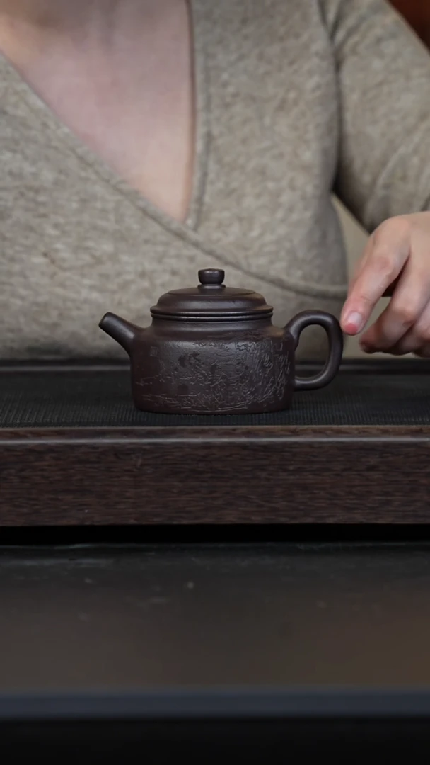 【闪购商品】紫砂茶壶黑墩头刻绘德钟
