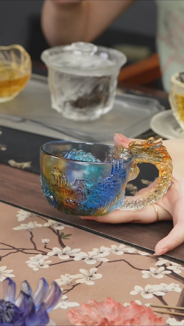 手工艺品琉璃蓝色龙杯