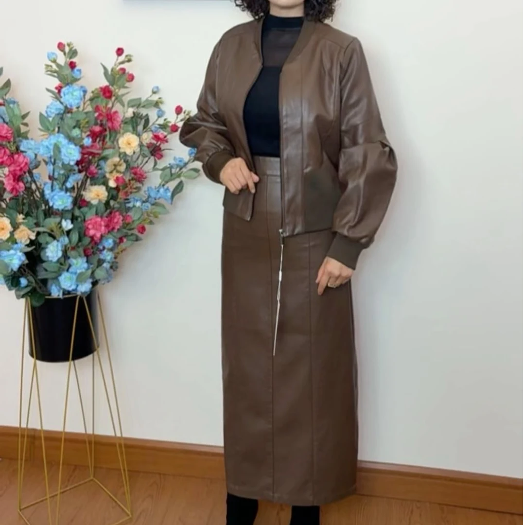 春季皮衣时尚气质百搭