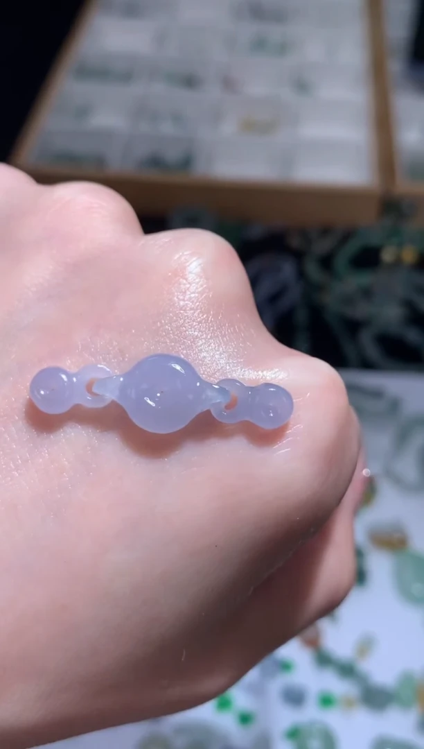 未镶嵌定制翡翠环环扣子