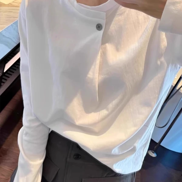 极简优雅风一粒扣设计感长袖T恤女2025秋季新款小众内搭外穿上衣