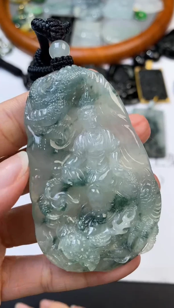 未镶嵌挂件翡翠305898  多人