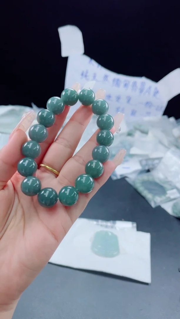 未镶嵌定制翡翠珠串