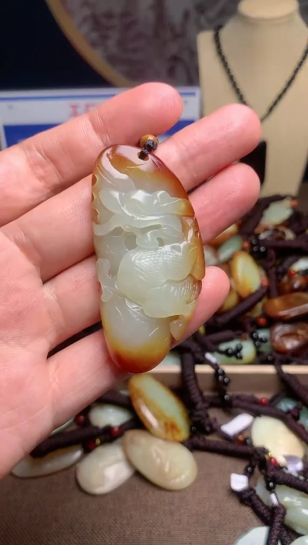 【闪购商品】和田玉颈饰未镶嵌1