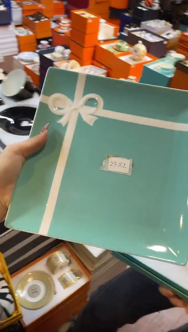 杯鸿辉家品牌瓷器，京东包邮！