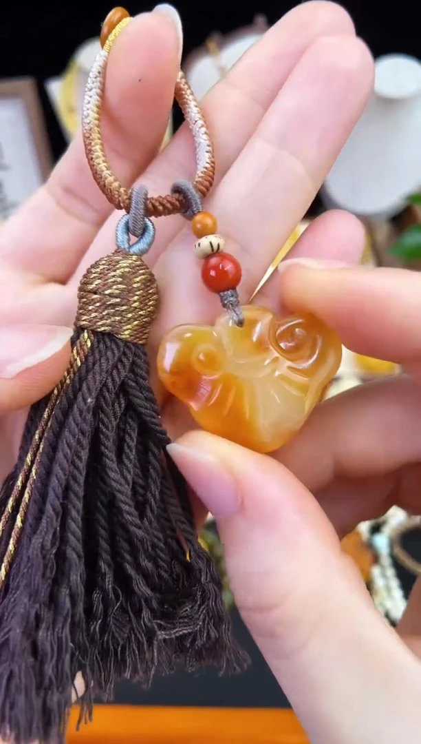 琥珀未镶嵌珠宝奇石柒月