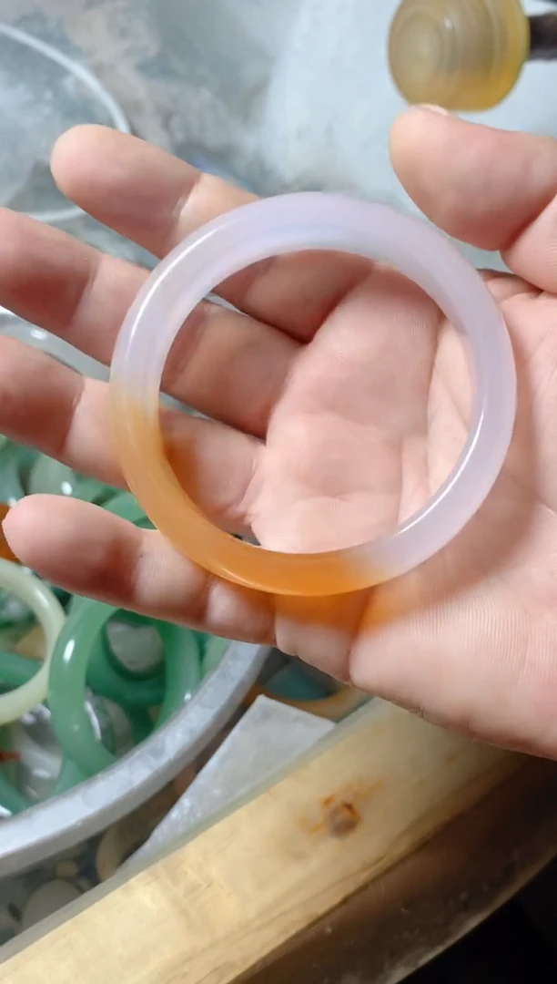 石英质玉手镯未镶嵌华*60