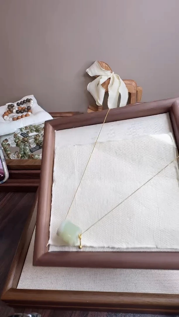 颈饰未镶嵌和田玉W7