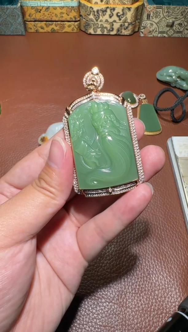 未镶嵌和田玉挂件清**水和田玉