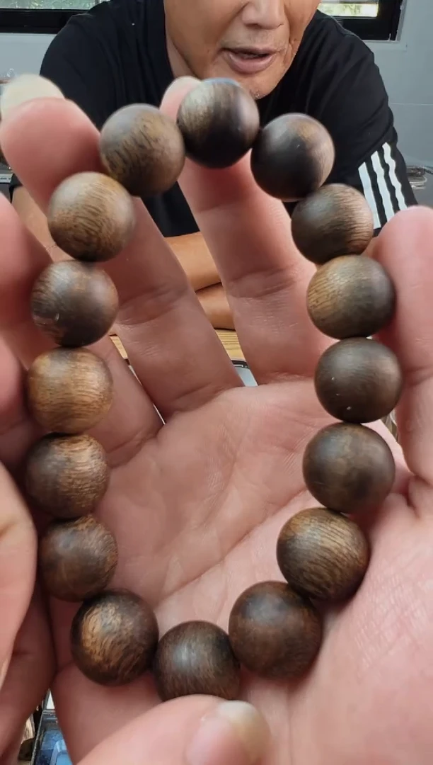 沉香手串棋楠沉香圆珠1.4单圈15克多样性发一