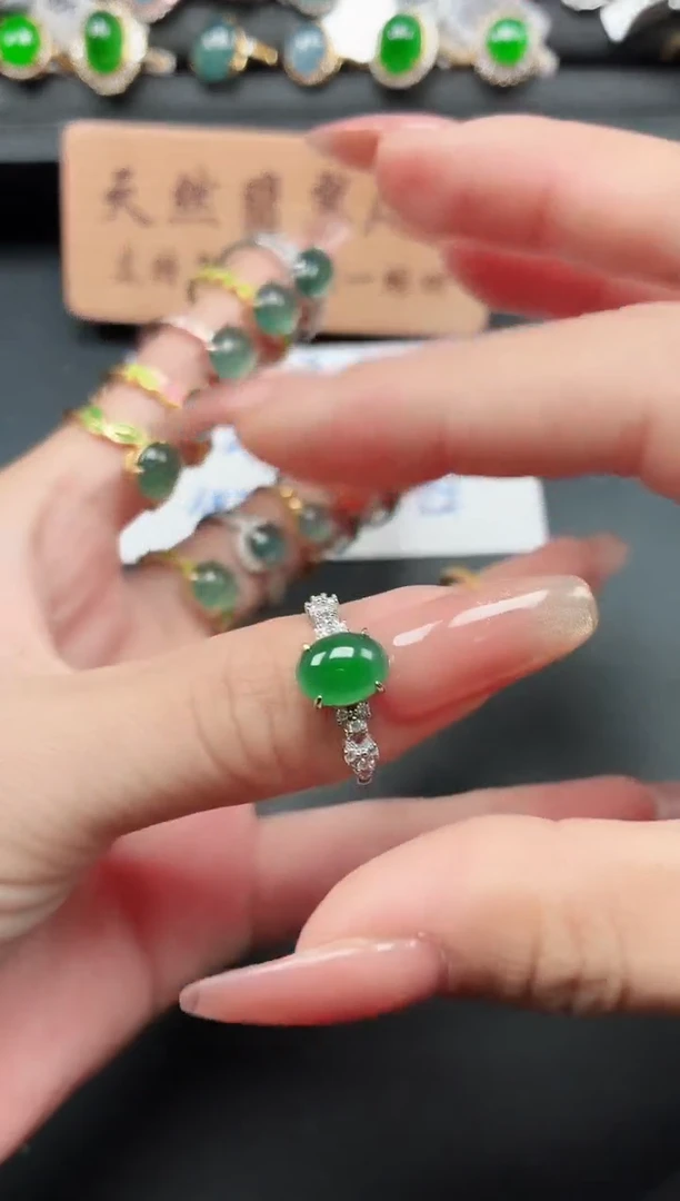 银S925镶嵌戒指翡翠1111