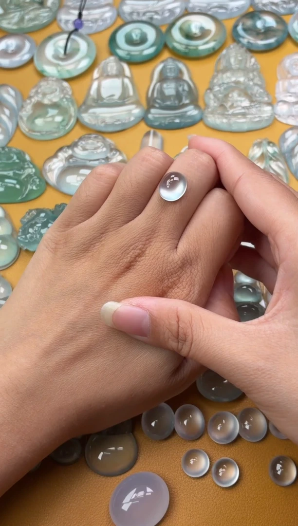 吊坠(不含链)未镶嵌翡翠56 蛋面 11.3 10.3 5.8