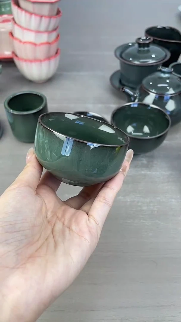 青瓷仓储福利清仓梅清