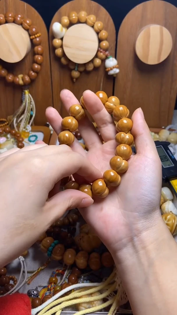 手串猴头核桃小**儿全品聚宝盆改藏式风配饰一套