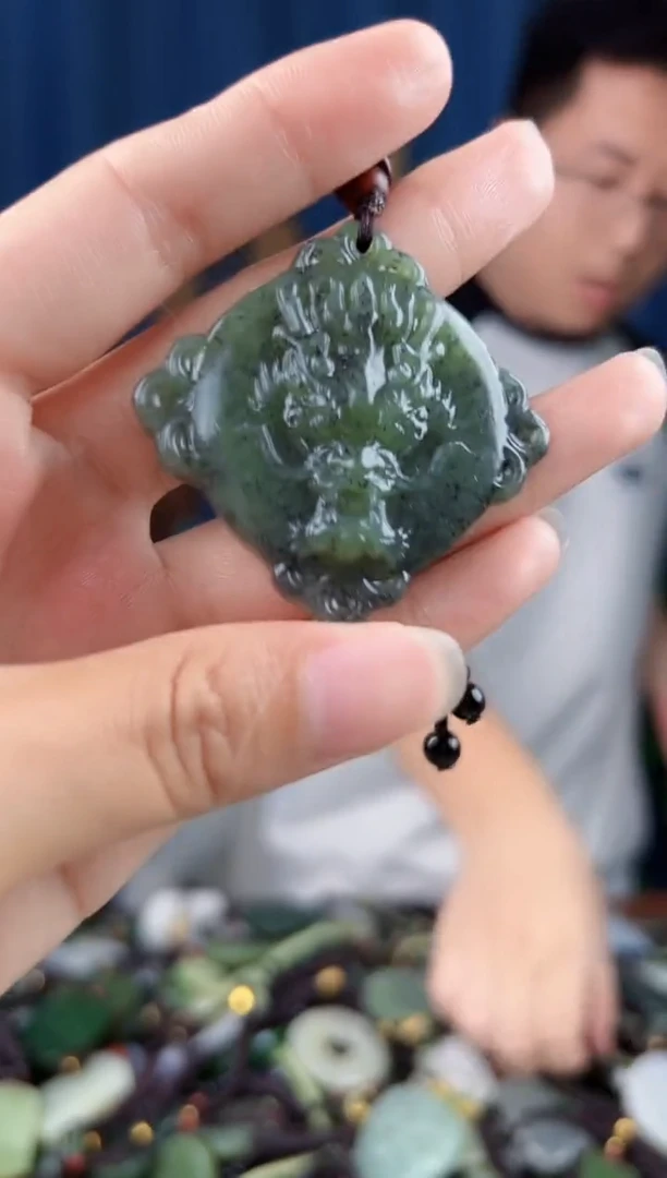 未镶嵌和田玉挂件拍一发一