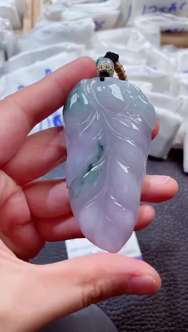 颈饰未镶嵌翡翠00007543