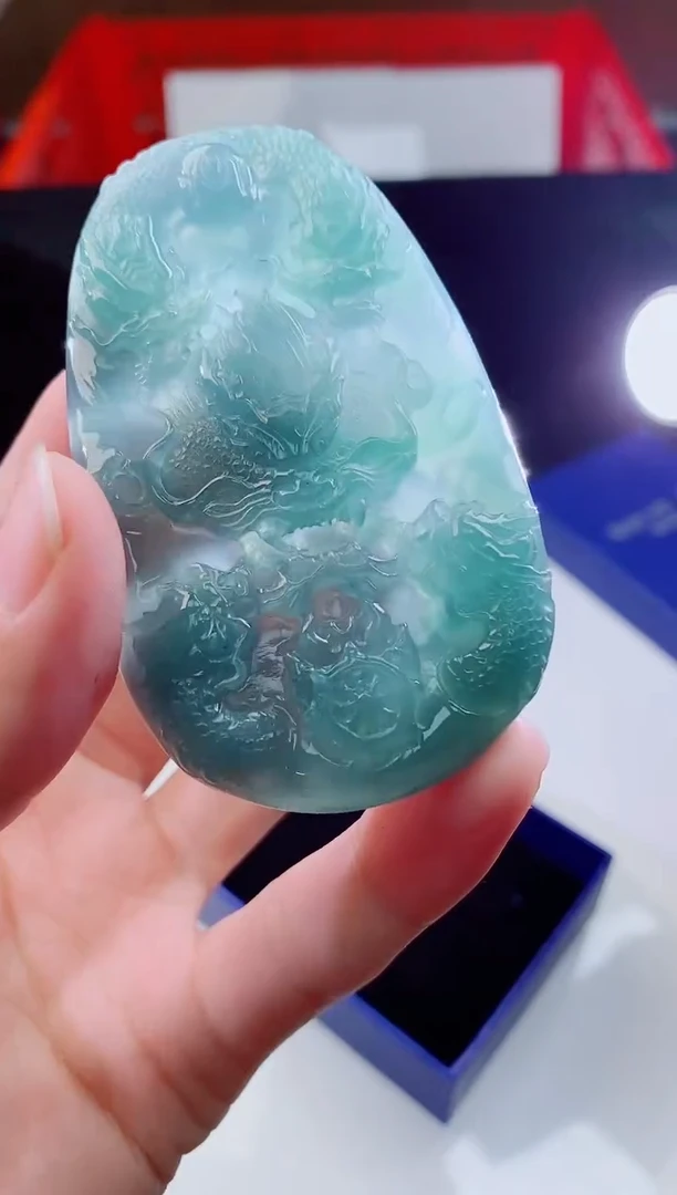 颈饰未镶嵌翡翠     ·