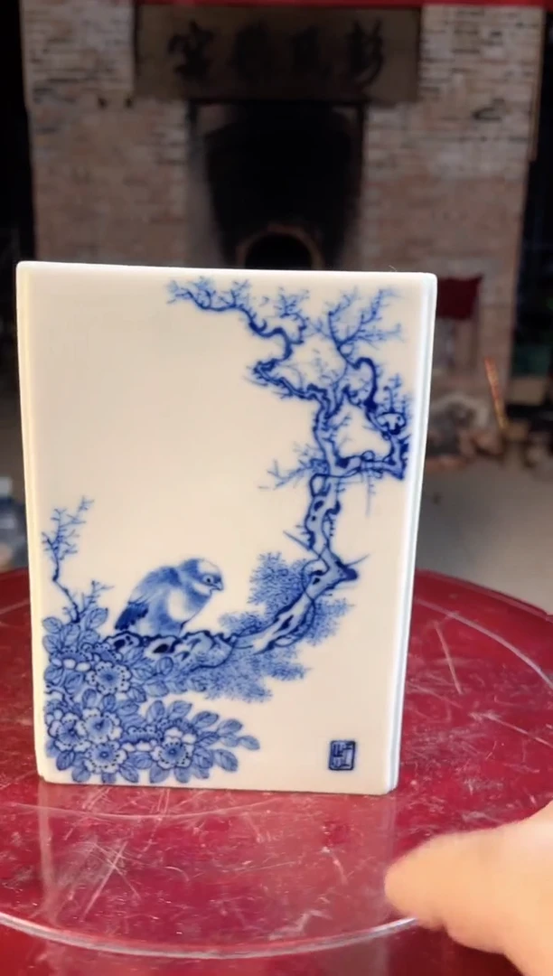 摆件陶景德镇精美青花四方尊