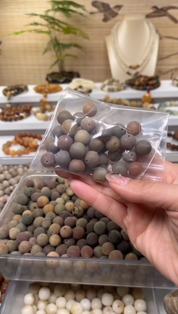 【闪购商品】白玉菩提手串卡13花皮原籽30颗