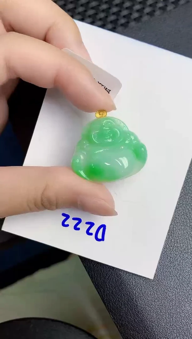 翡翠18K金镶嵌颈饰000000000