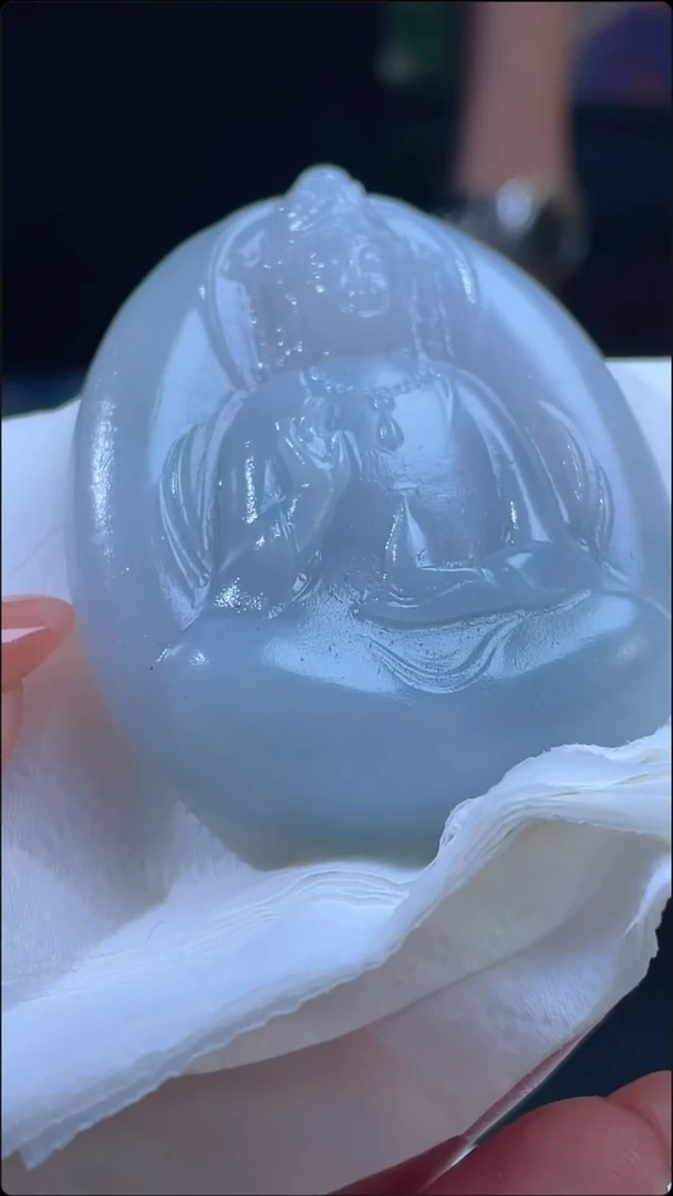 定制翡翠未镶嵌人物