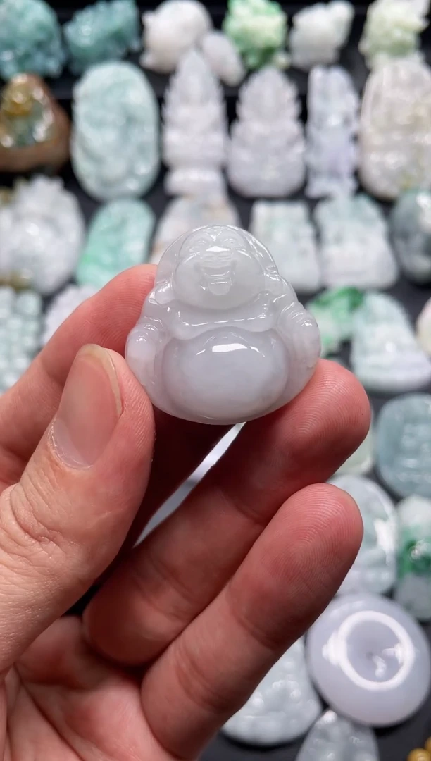 翡翠未镶嵌颈饰小*子天然翡翠a货