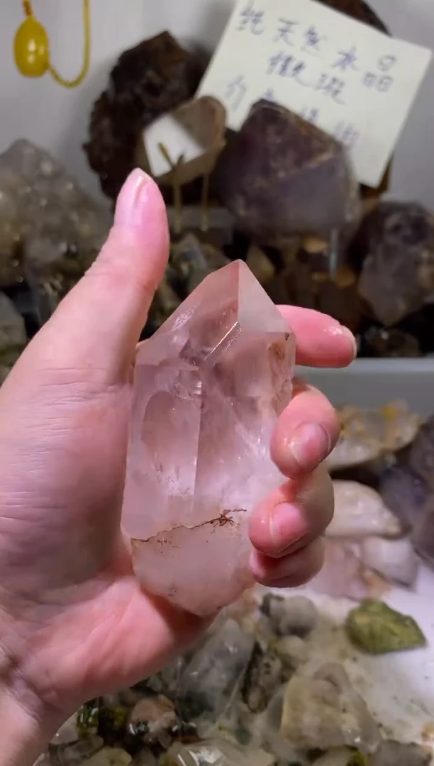 未镶嵌珠宝半成品水晶66号208g高透水晶柱