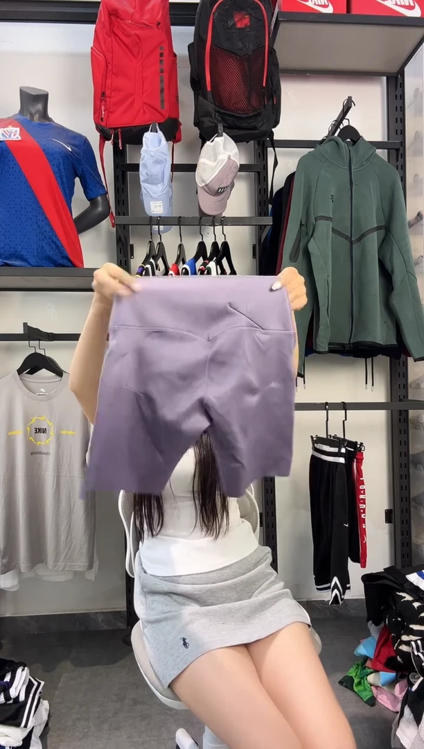 656编码 瑕疵款直播间过款为准 尺码·