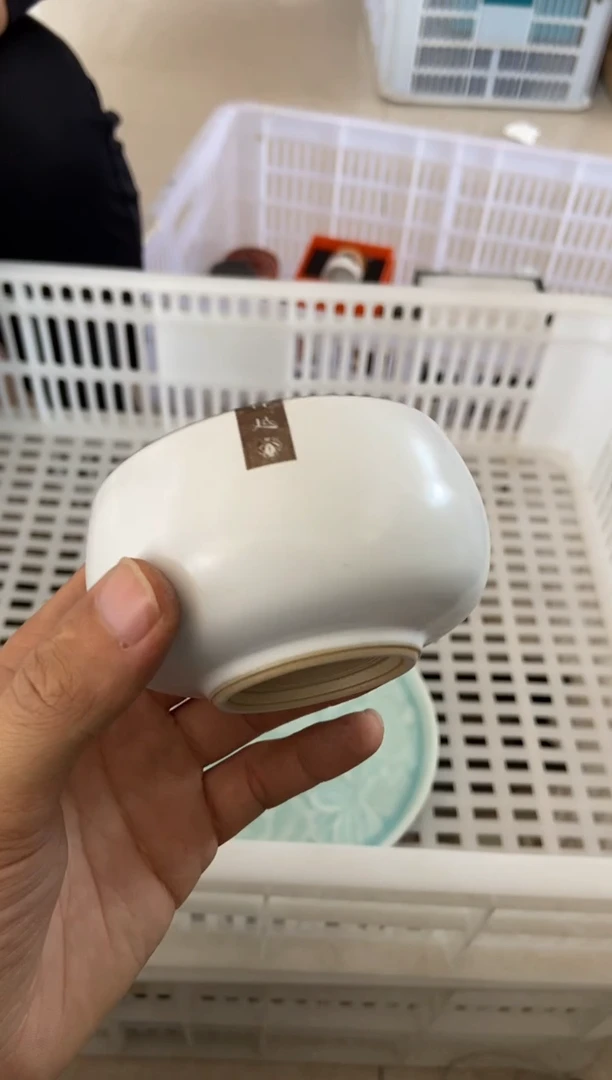 杯无运费险有瑕疵的摄影的产品有使用过的痕迹有点脏介意勿拍