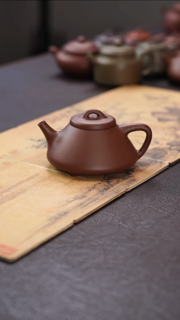 茶壶紫砂执素 素心应物系列 出样 子冶石瓢 底槽青 约150cc