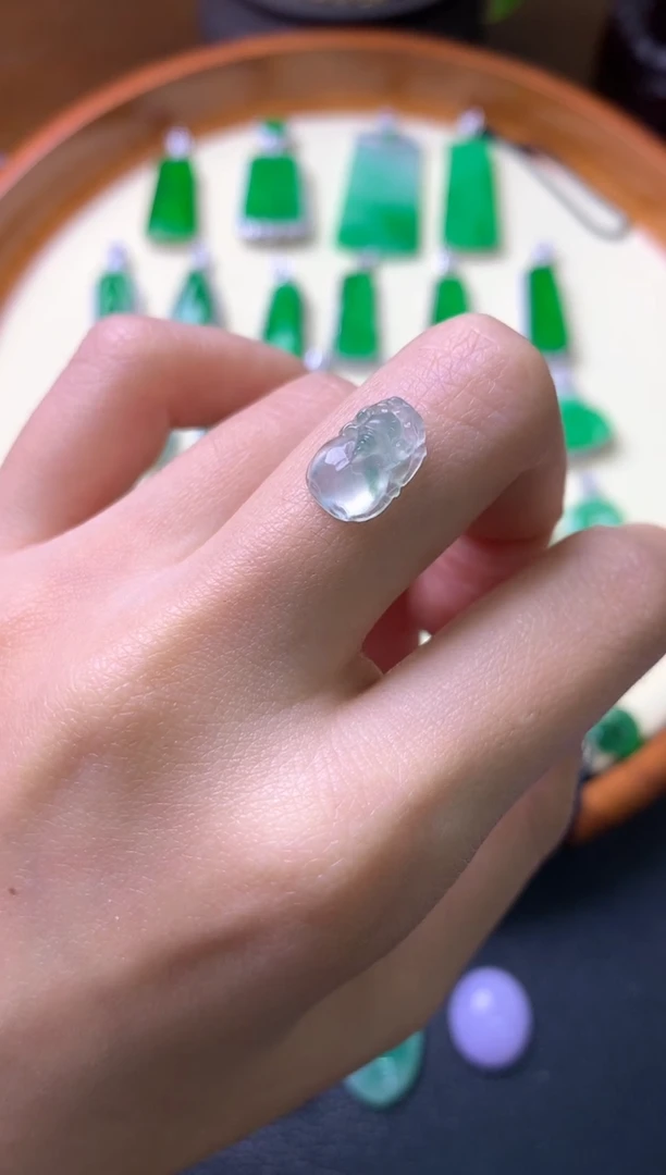 【闪购商品】定制翡翠未镶嵌裸石