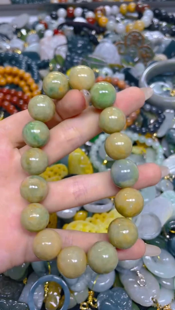 颈饰未镶嵌翡翠13MM/ G /翡翠A货，一件也是批发价