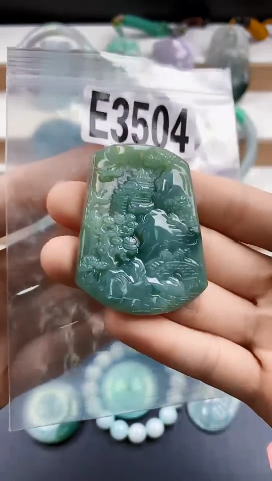 颈饰未镶嵌翡翠天然翡翠吊坠挂件