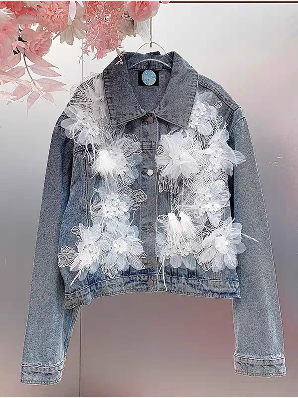 新款女士时尚大码牛仔外套时髦洋气大方