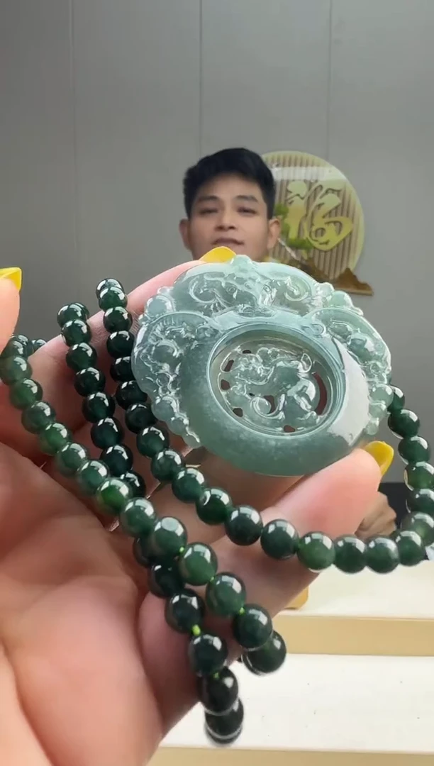 颈饰未镶嵌翡翠天然A货翡翠  多样性随机发其一