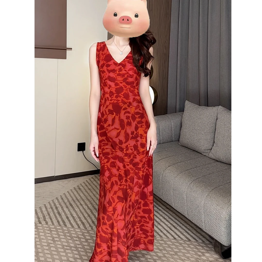 度假风V领无袖连衣裙女夏季设计感小众辣妹气质修身显瘦包臀长裙