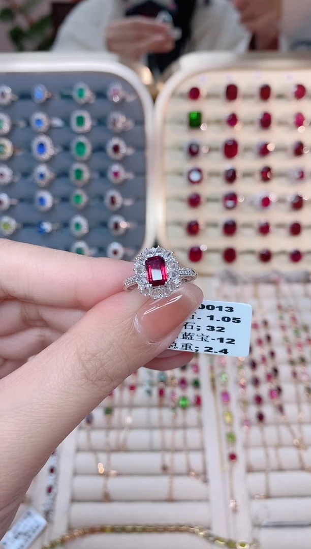 【闪购商品】红宝石18K金戒指18K金镶嵌1