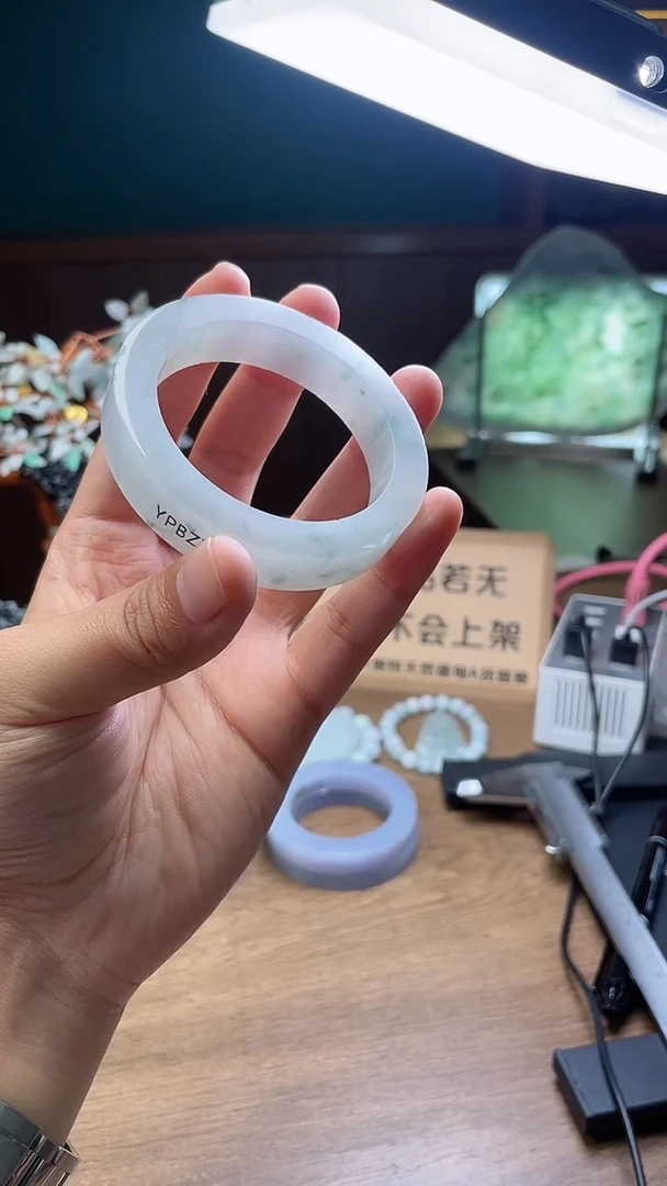 【闪购商品】定制翡翠手镯未镶嵌定制