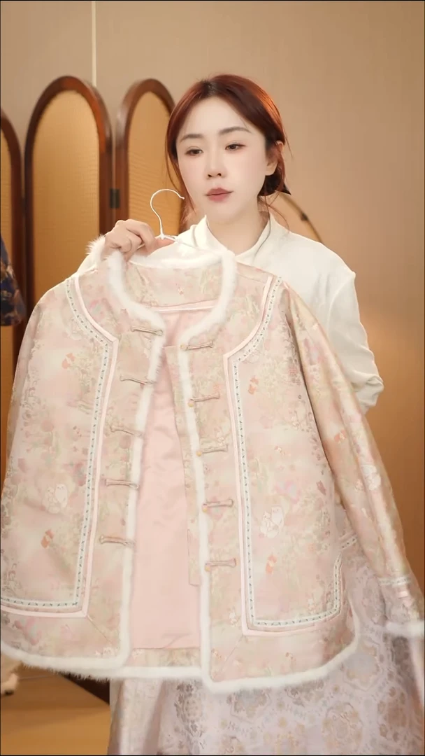 粉猫咪夹棉外套