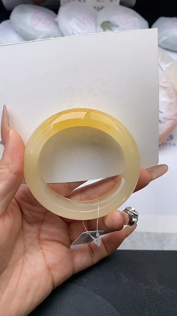 未镶嵌手镯石英质玉w63-HB52+