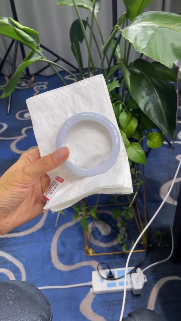 未镶嵌手镯翡翠6477****