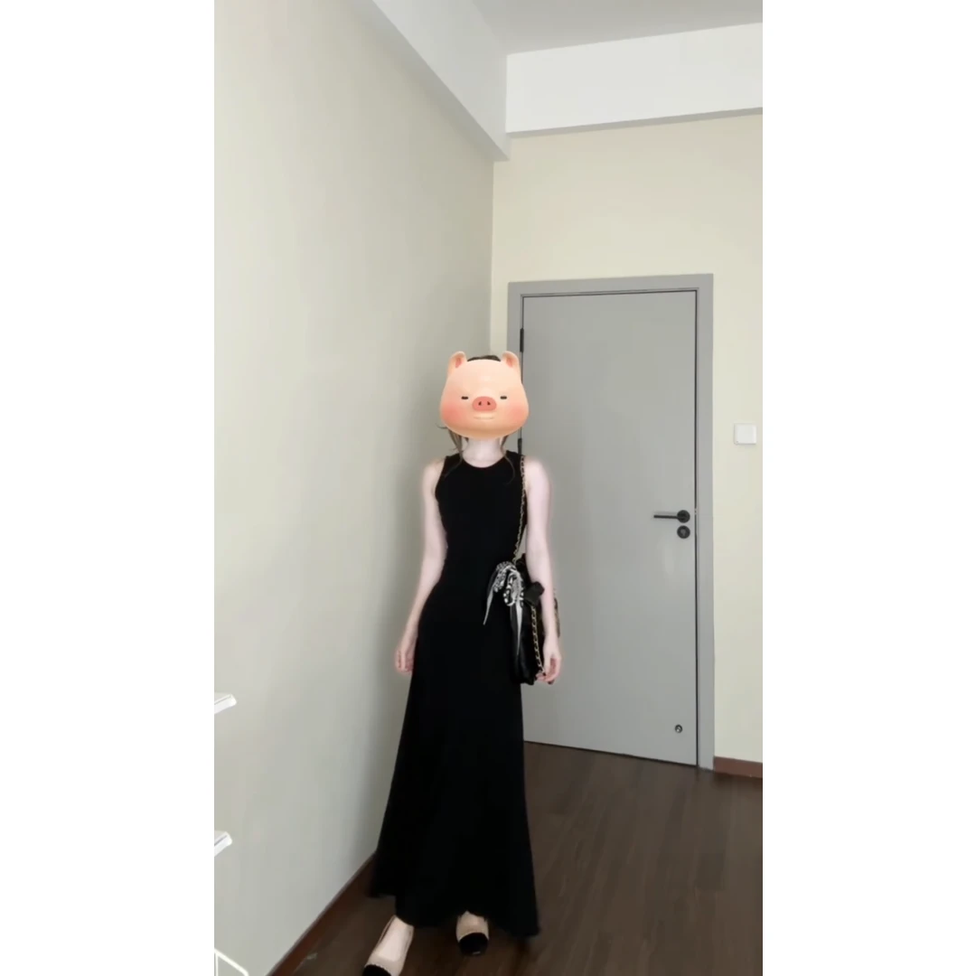 INS CEC夏季设计感收腰纯色气质赫本风时尚圆领针织背心连衣裙女