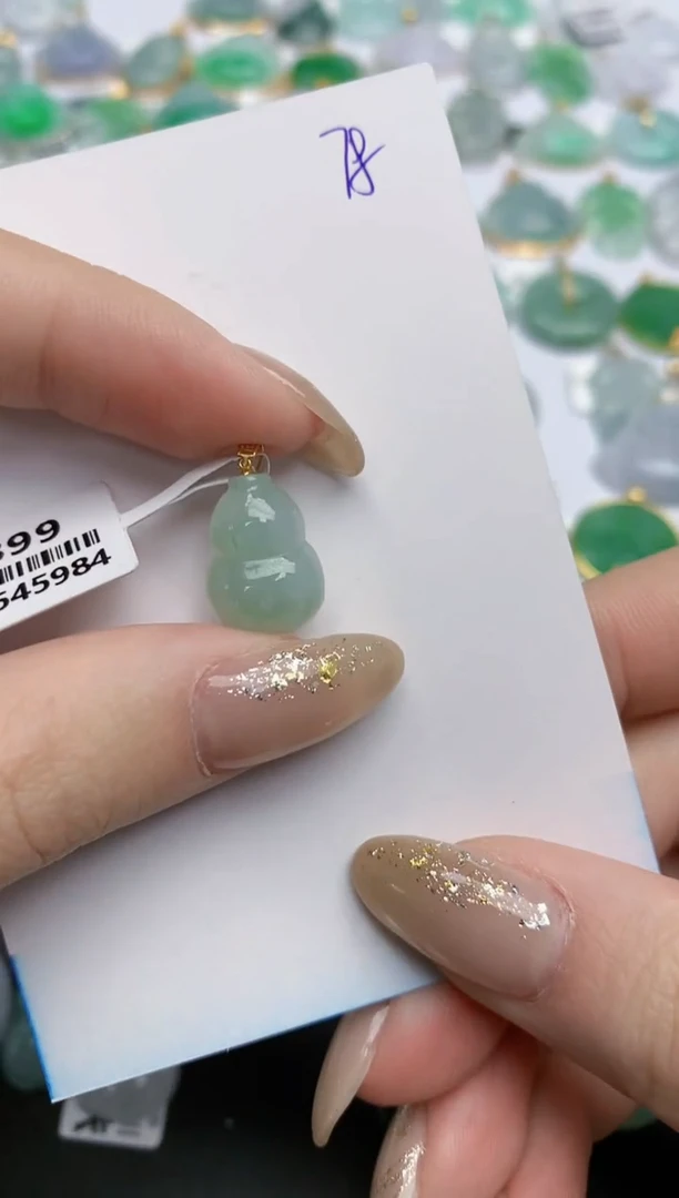 【闪购商品】翡翠颈饰18K金镶嵌天然缅甸翡翠A货