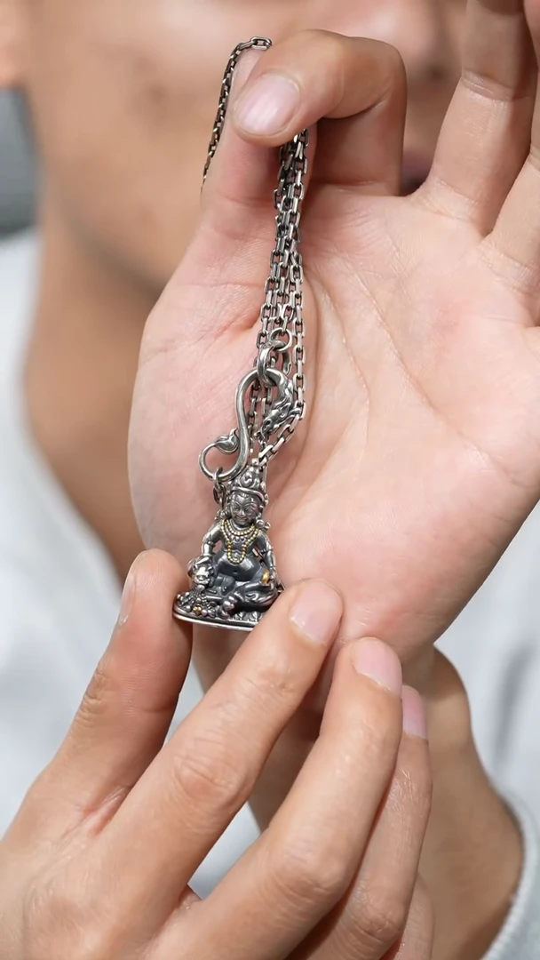 【闪购商品】诺拉（多样性发货，发其一）