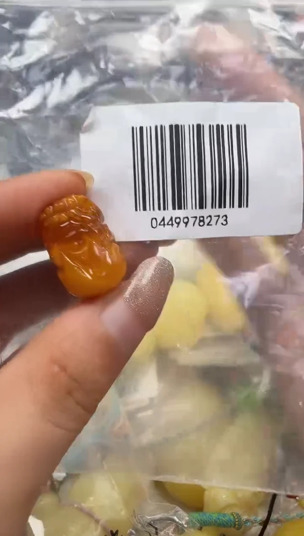 裸石琥珀未镶嵌如图