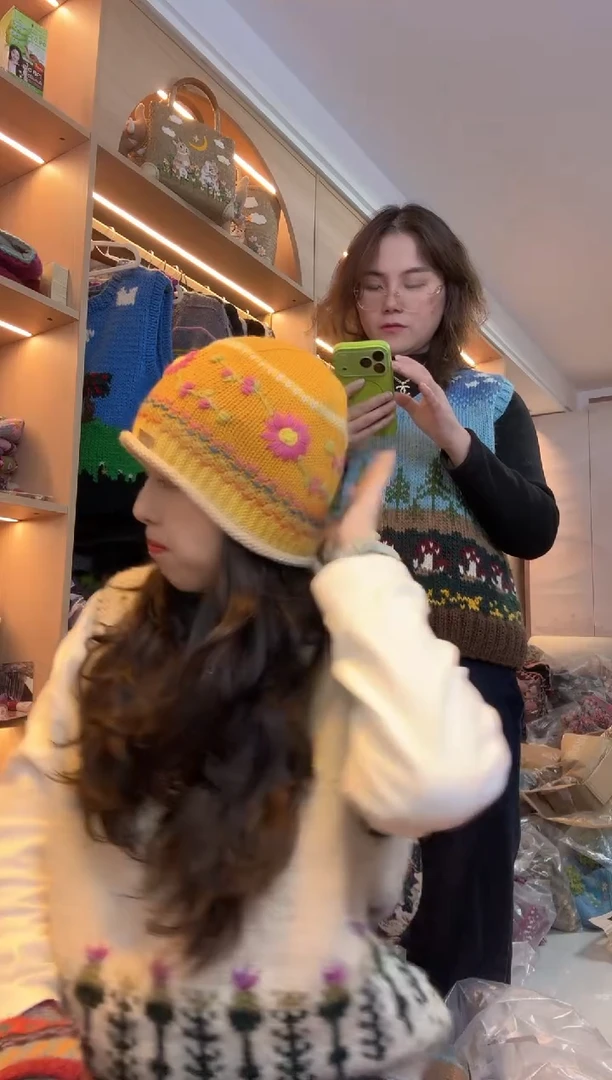 纯棉美利奴换色刺绣冷帽